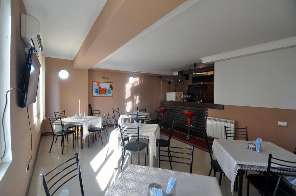 Sun Rise Hotel Tbilisi Exterior photo